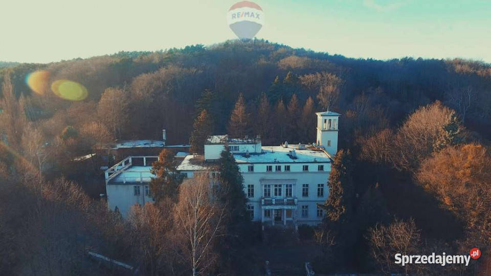Pałac z przeznaczeniem na hotel w Sopocie sprzedam