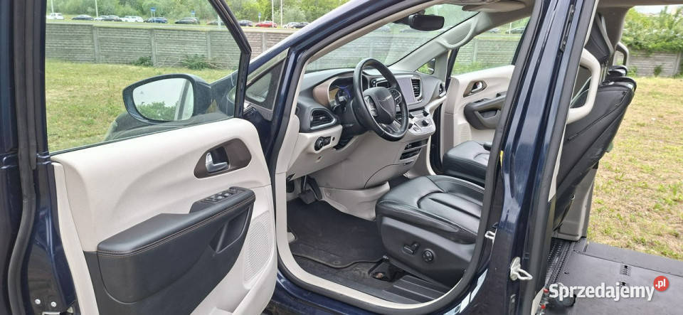 Chrysler Pacifica pacyfica 36 b rampa wózków nieuszkodzony lubelskie