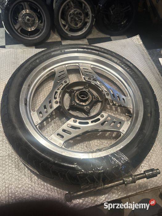 Honda VT 500 VT500 PC11 Koło Felga Ośka Battlax wielkopolskie Poznań