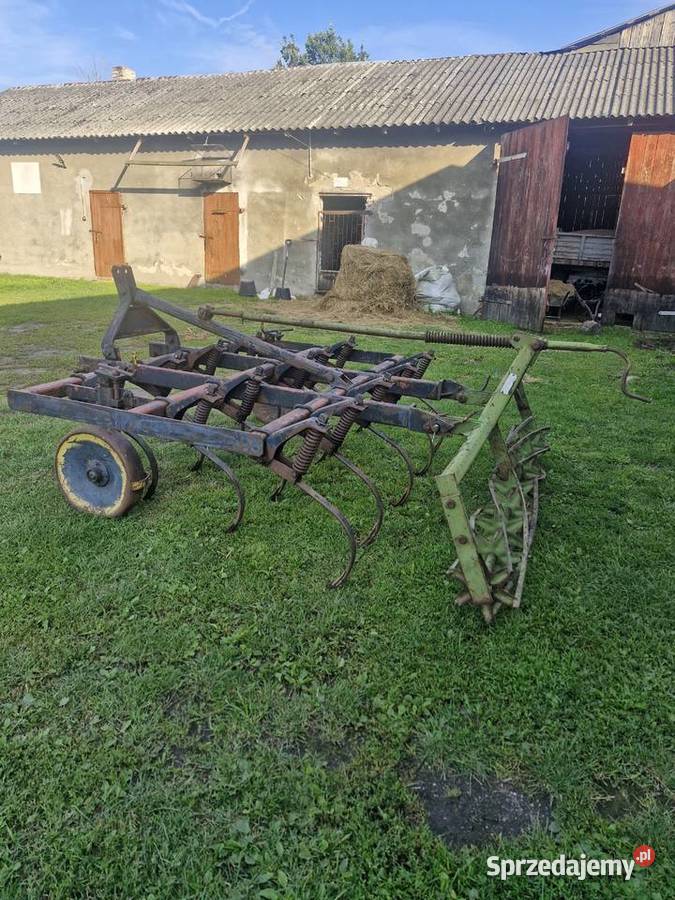 Agregat uprawowy Kultywator 21m z wałkiem na Kultywatory