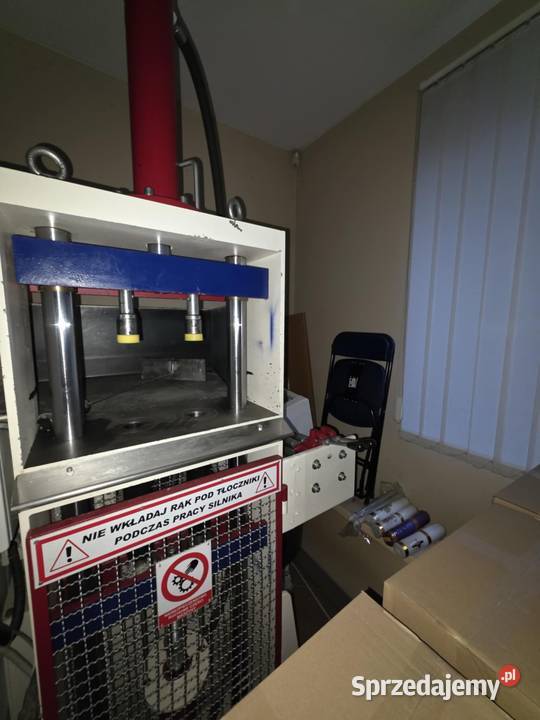 Hydrauliczna prasa do produkcji świec Gdańsk