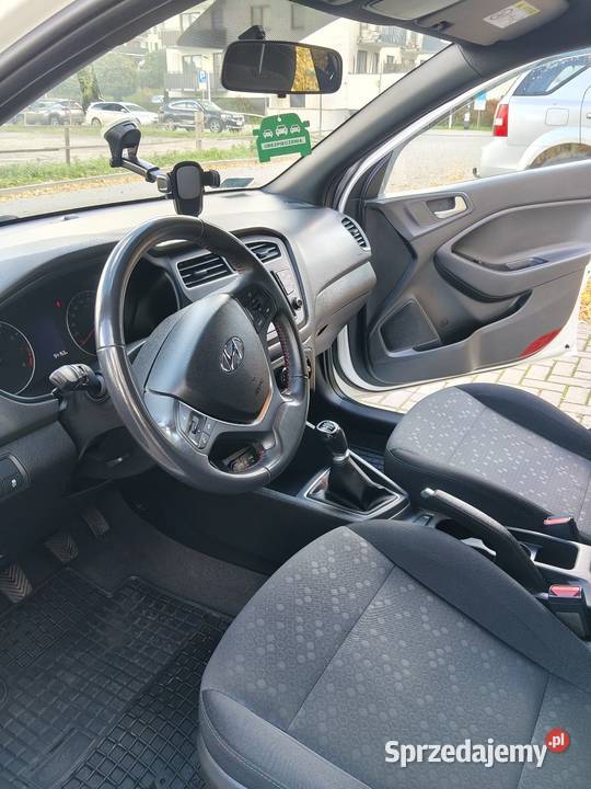 Hyundai i20 auto z polskiego salonu stan idealny biały Lublin