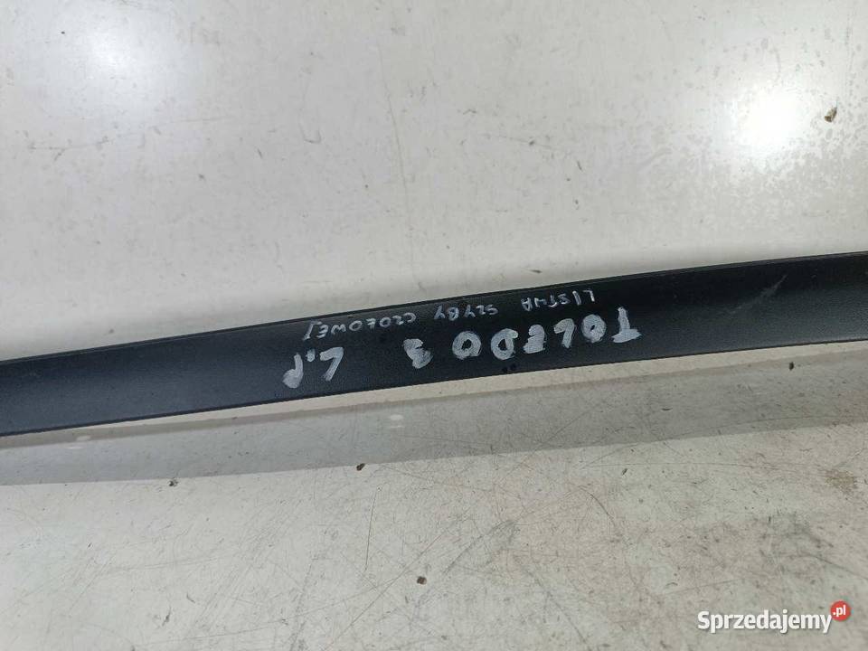 LISTWA SZYBY CZOŁOWEJ LEWA SEAT ALTEA 5P0854319D Listwy