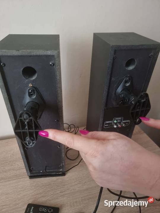 Zestaw głośników z pilotem