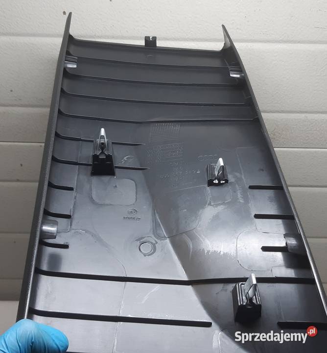OSŁONA SŁUPKA PRAWA AUDI Q3 8U 8U0867240 Mielęcin