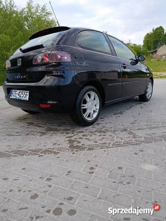 Super Seat Ibiza 12 benzyna niski przebieg 142 Rzeszów