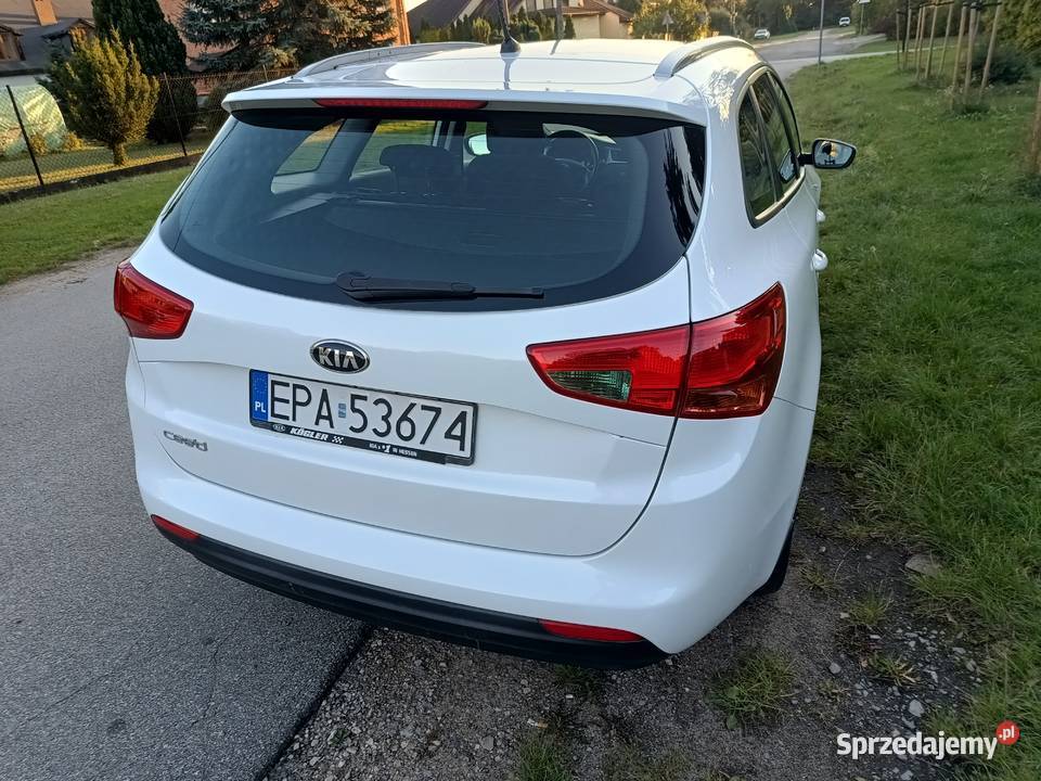 KIA Ceed 14 Benzyna 2016 Bezwypadkowa stan 32 Pabianice