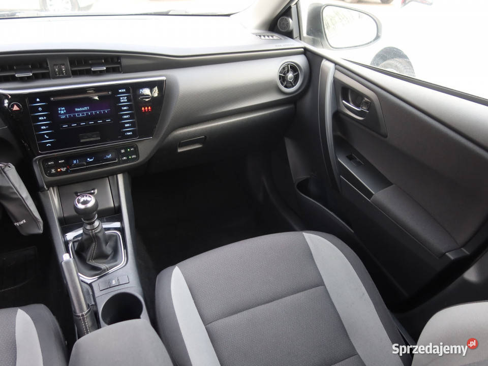 Toyota Auris 16 Valvematic biały Katowice