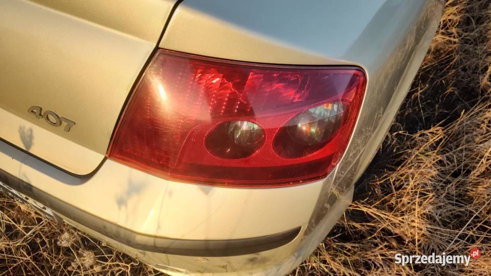 Lampa prawa tył tylna Peugeot 407 sedan Lampy tylne Książ Wielkopolski