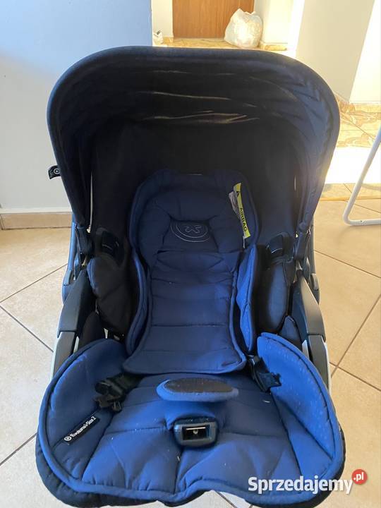 Nosidełko samochodowe sprzedam