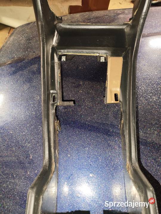BMW e38 tunel środkowy pod trzecią strefę skóra Osiek nad Notecią