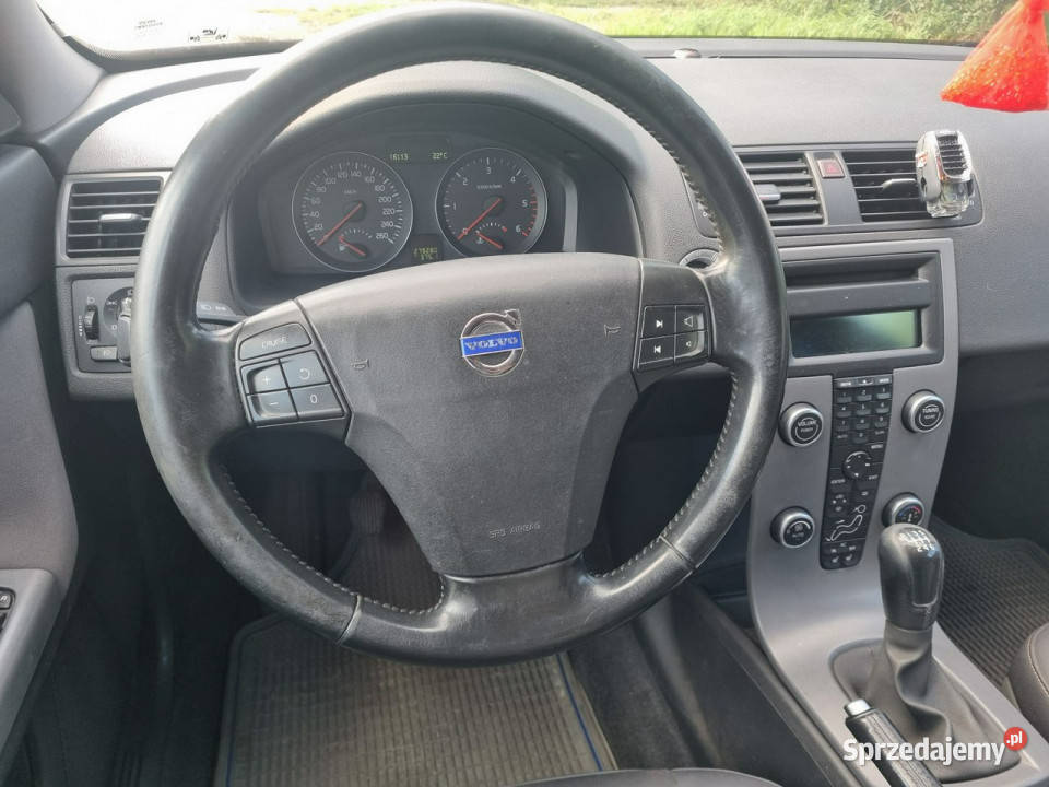 Volvo V50 KlimatronikAlu 17Podgrzewane siedzenia kurtyny powietrzne Szczecin sprzedam