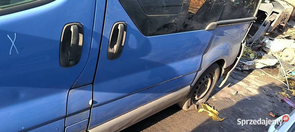 DRZWI PRZESUWNE LEWE RENAULT TRAFIC II osobowe Pozostałe