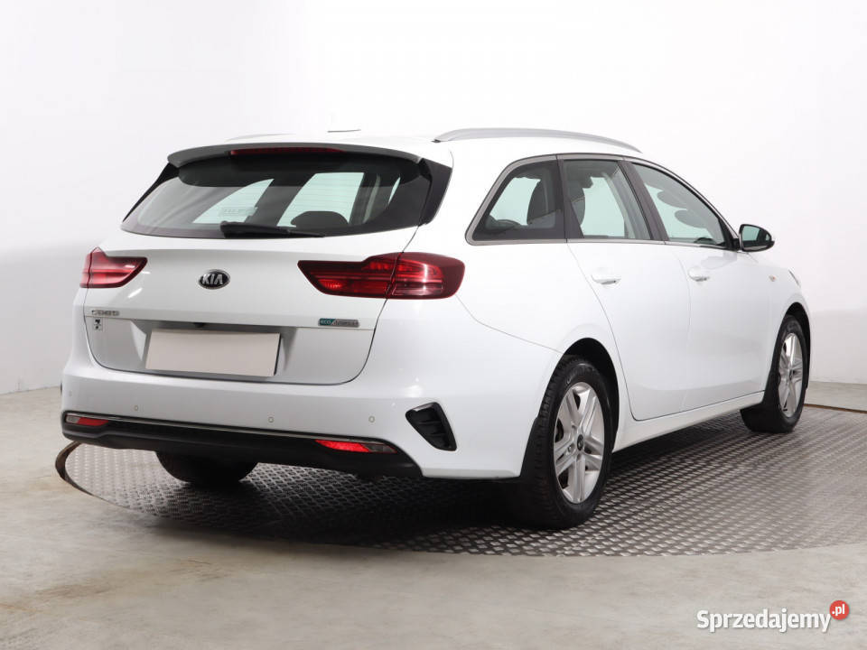 Kia Ceed 16 CRDi MHEV