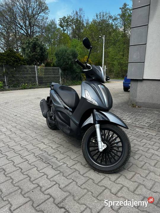 Piaggio Beverly 2015 124 3 moc 15 30245 garażowany