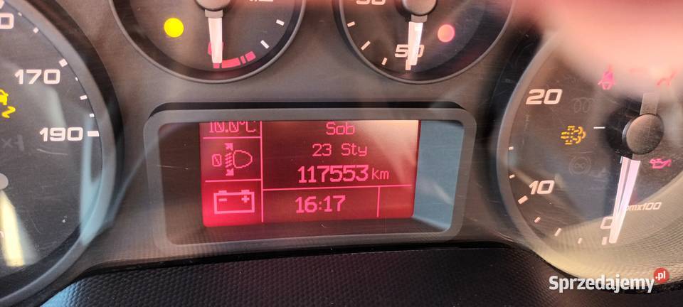 Sprzedam IVECO DAILY 2017 MAXI DLUGI Niski 1100kg Mosina