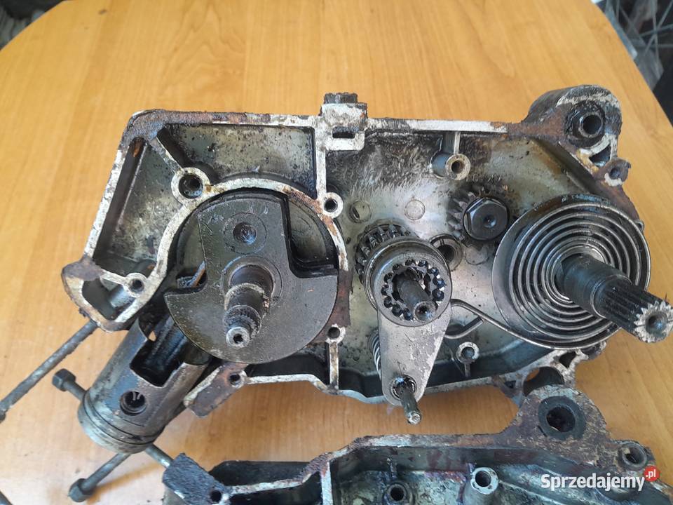 Silnik motorynka m1 022 017 komar Świerzawa