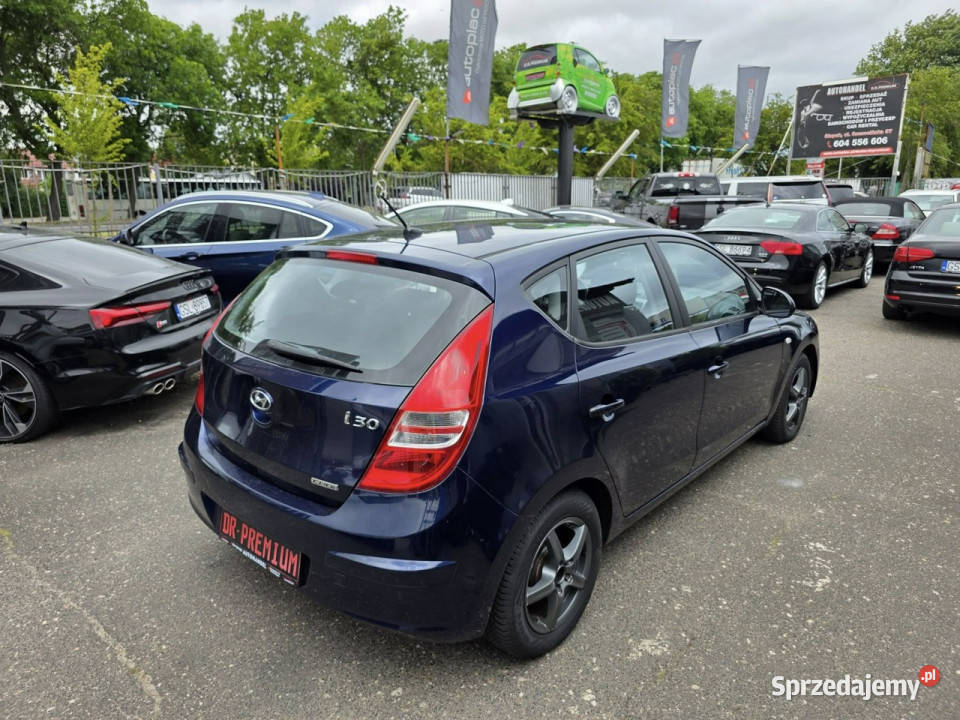 Hyundai i30 16 CRDI 90 Klimatyzacja Grzane ABS Słupsk sprzedam