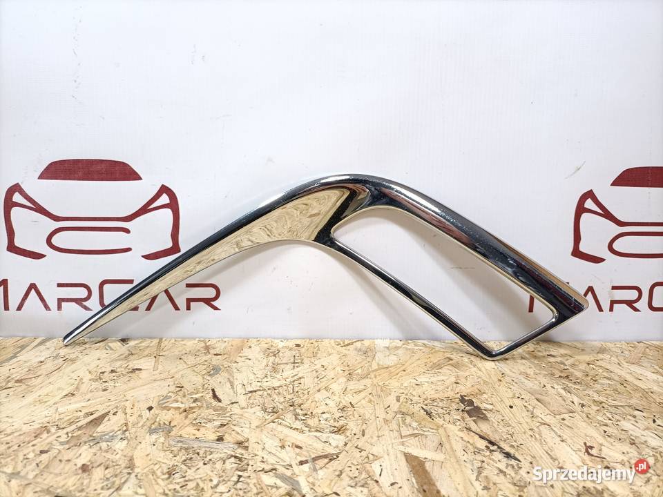 SUZUKI VITARA III KRATKA RAMKA HALOGENU CHROM osobowe Pleszew