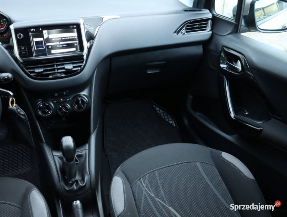 Peugeot 208 12 PureTech Piaseczno sprzedam