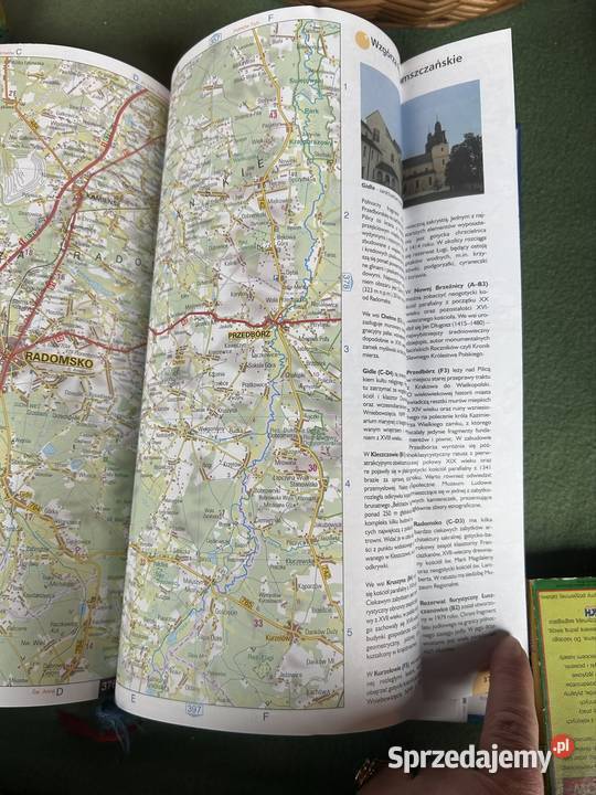 Atlas Samochodowy Na drogach Polski Readers