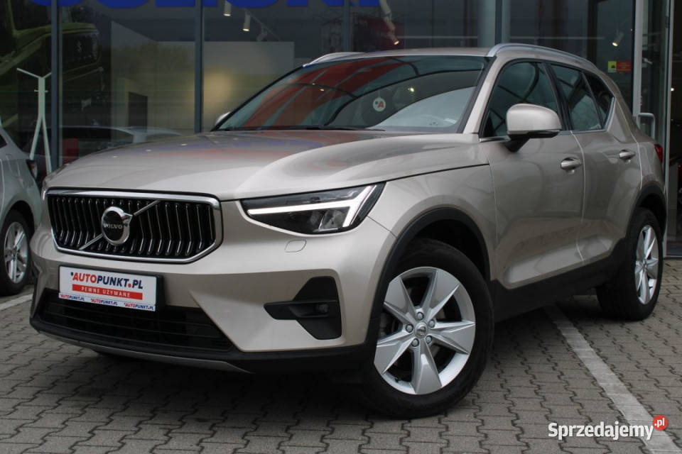 Volvo XC40 2022r FVAT23 FullLED Kamera CARPLAY hybryda Bielsko-Biała