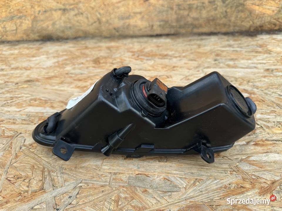 Halogen przód prawy rh volkswagen Polo 6R na 1 Sieraków