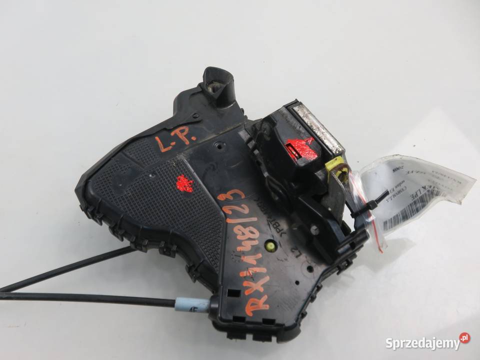 ZAMEK LEWY PRZEDNI TOYOTA COROLLA E15 6 PIN