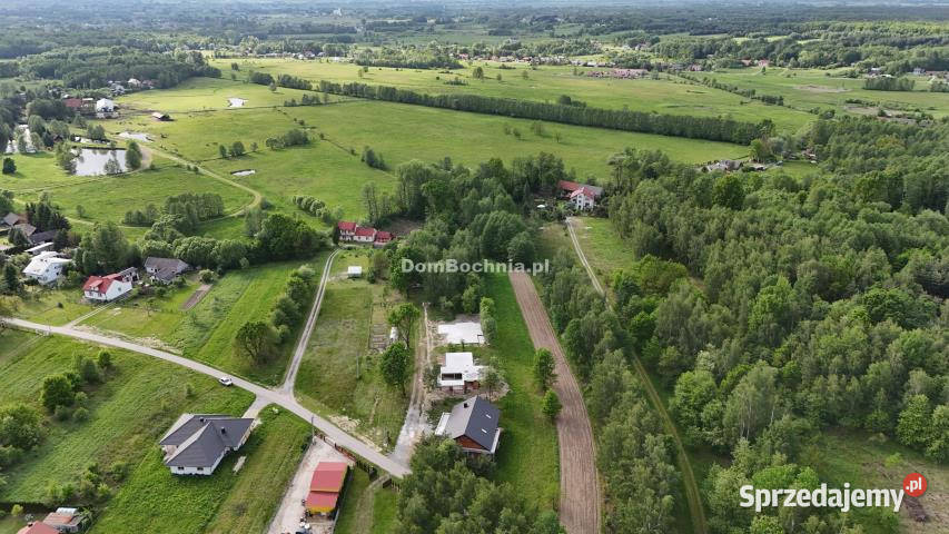 Dom wolnostojący 1675m2 Dąbrówka