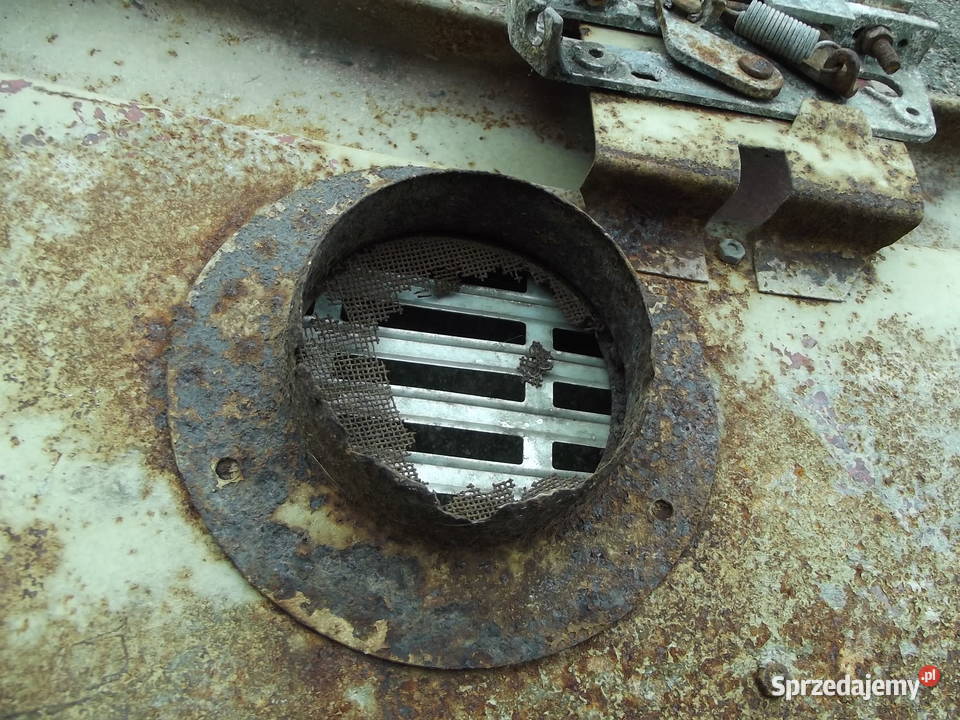 Trabant atrapa przednia