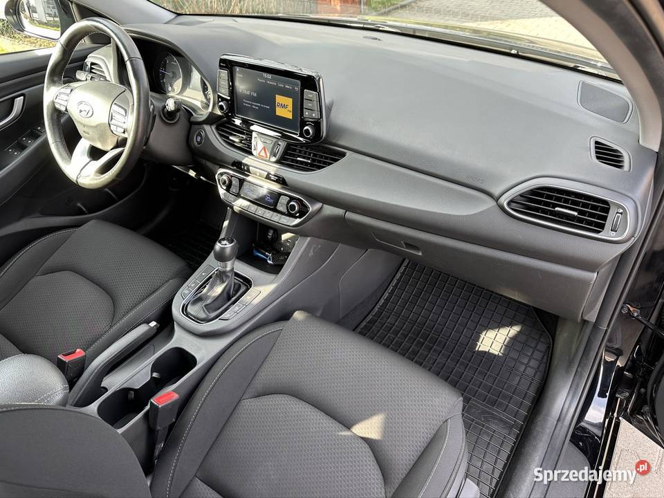 Hyundai i30 16 Crdi kamera Led łódzkie Wieluń