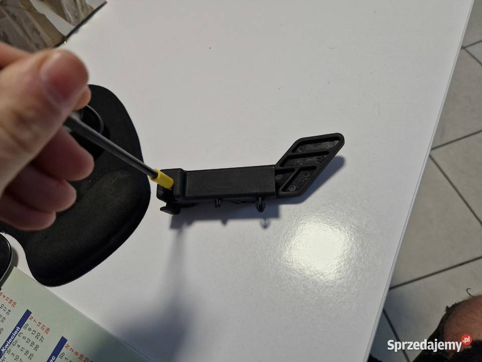 Rączka otwierania maski Mercedes Citan W420 zachodniopomorskie Złocieniec