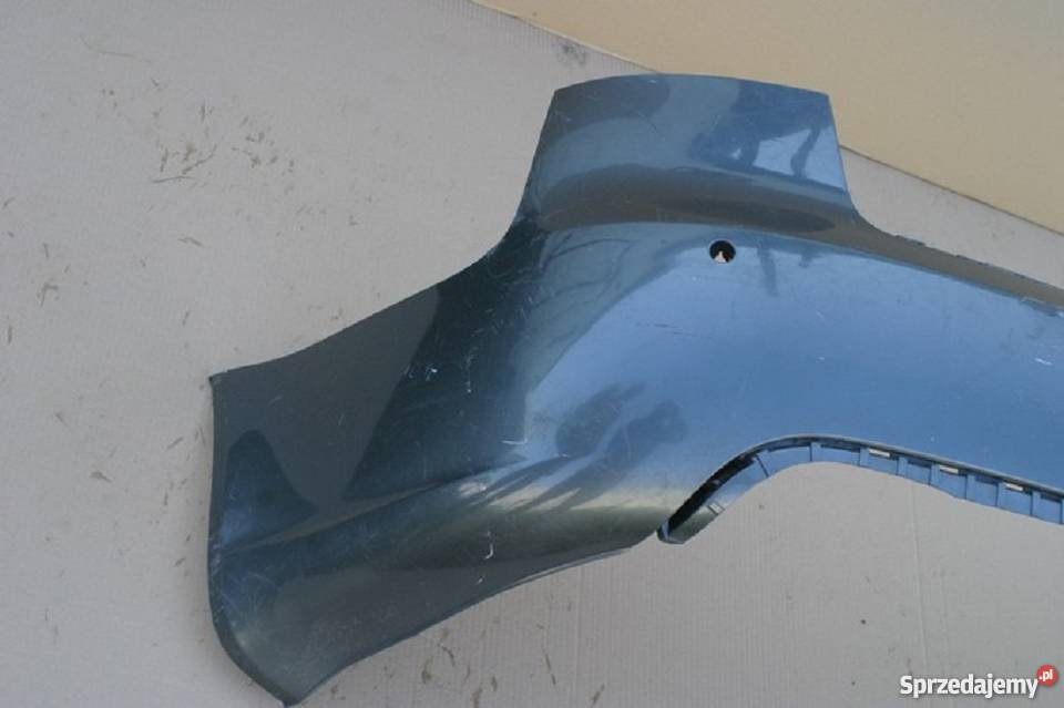 AUDI A4 B7 ZDERZAK TYŁ TYLNY SEDAN Bieleń