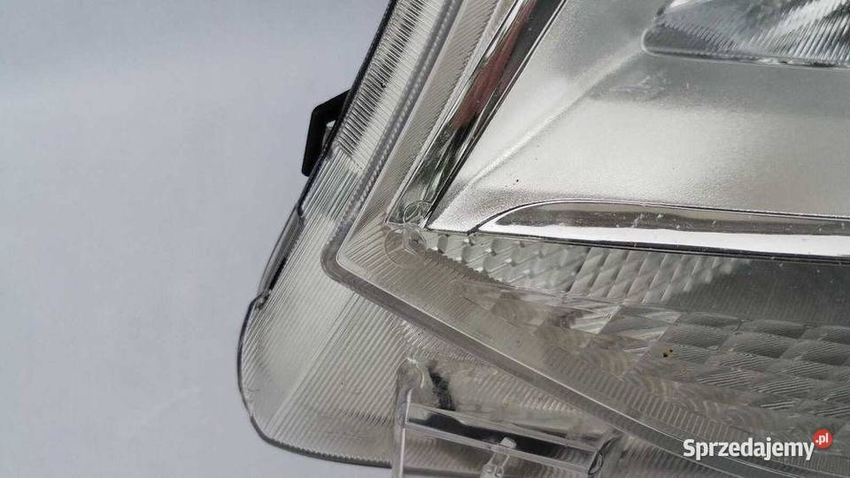 Lampa Przod Mercedes Sprinter 907 W910 1825r