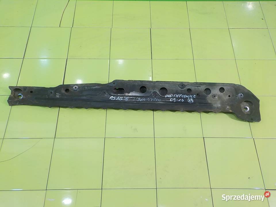 NISSAN NV200 15 DCI 10r VAN belka pod chlodnice Wzmocnienia, belki i wsporniki