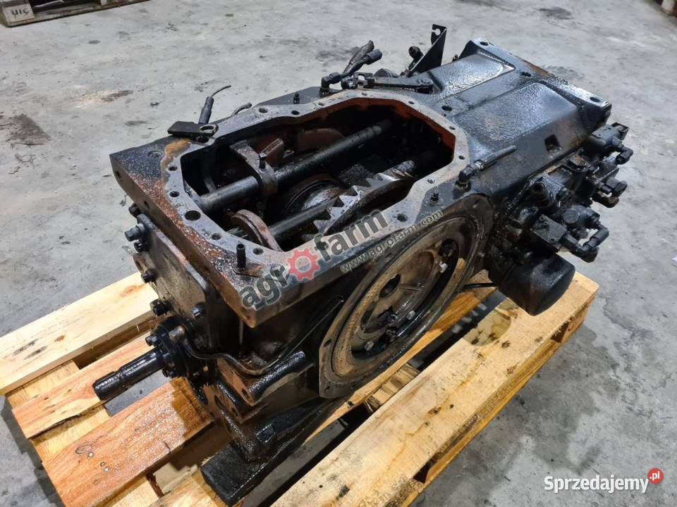 Tylny most Massey Ferguson 6130 851B1 Byków