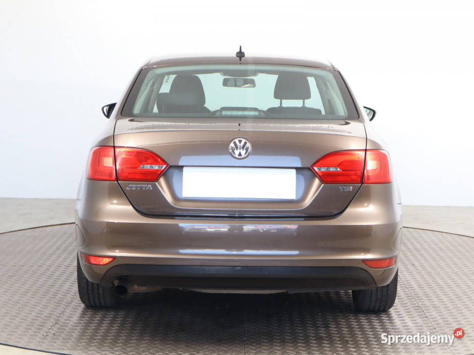 VW Jetta 12 TSI benzyna