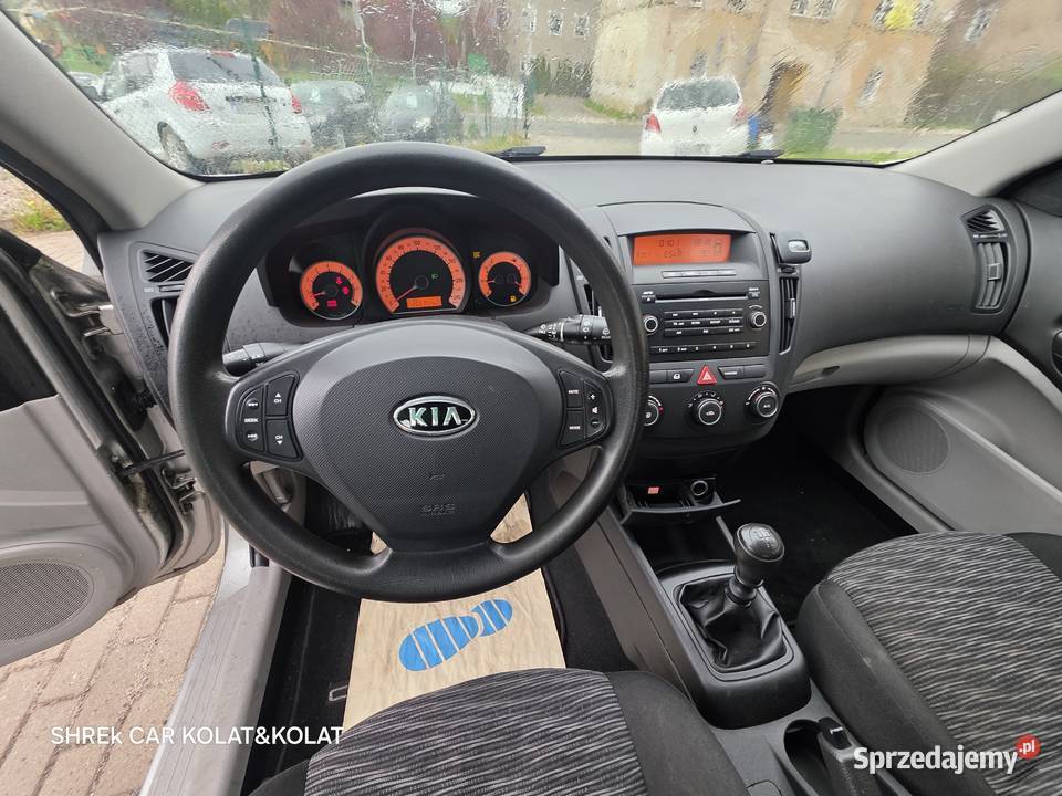 Kia Ceed wszystko OK 6999 benzyna sprzedam