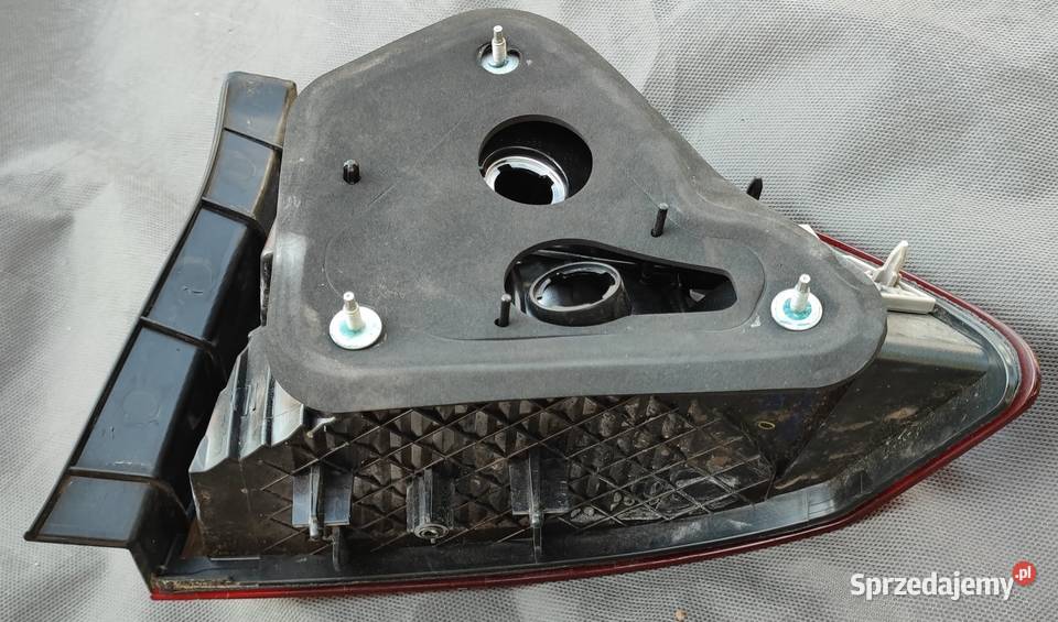 Honda Civic VIII 8 sedan lampa tylna lewa osobowe Jaworzno