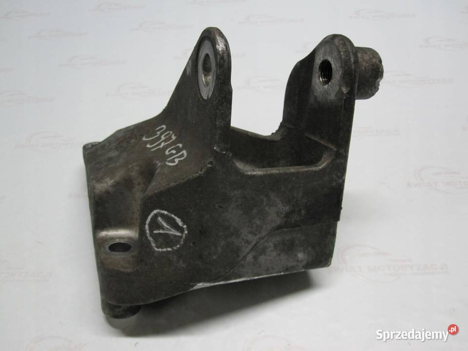 QASHQAI 15 DCI 12r 110 F6043000 ŁAPA WSPORNIK sprzedam