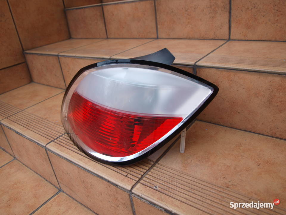 Opel Astra 3 H lampa prawa tył hatchback 2004 osobowe Kalisz