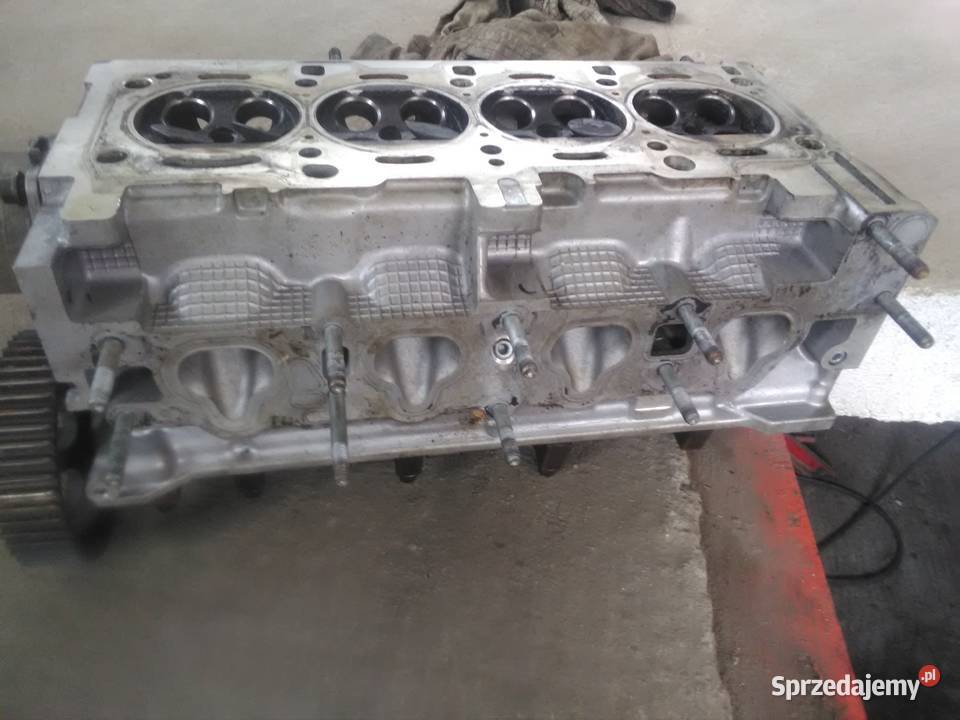 Głowica cylindrów Alfa Romeo 147 16 16v 60661586