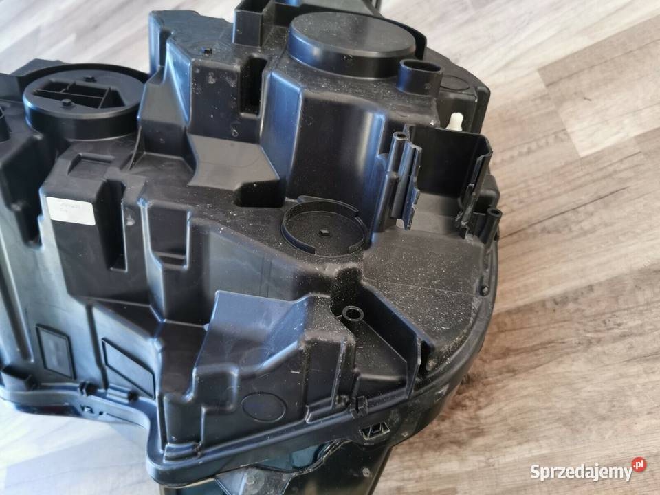 CITROEN C4 III 2020 LAMPA PRZÓD PRAWA LED VISION Świerzawa sprzedam