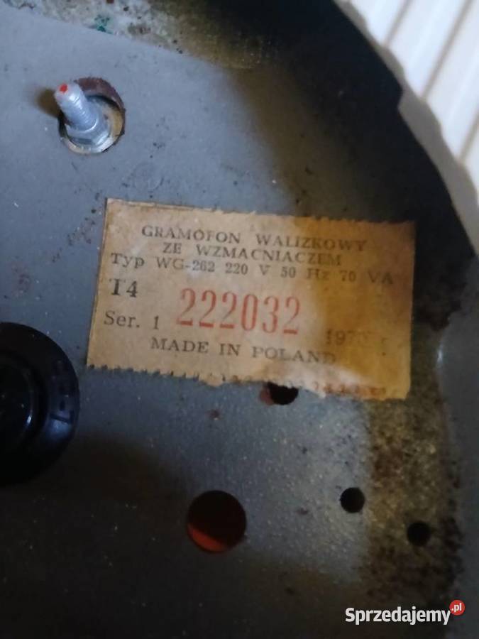 Gramofon walizkowy