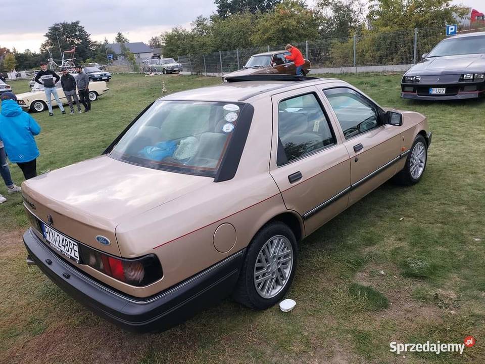 Ford Sierra Ghia Automat jasne brązowe wnętrze Rok produkcji 1990 Ślesin