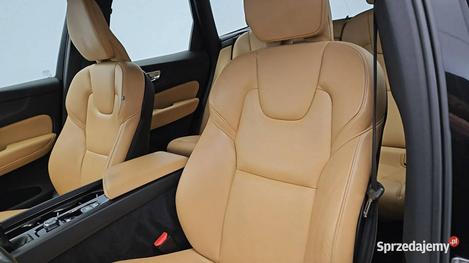 Volvo XC 60 0 D3 Momentum Pro Z Polskiego Salonu nieuszkodzony Warszawa