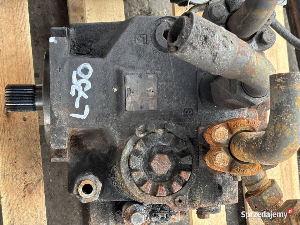 Claas Lexion 620 630 650 660 670 750 760 Pompa Jastrzębniki sprzedam