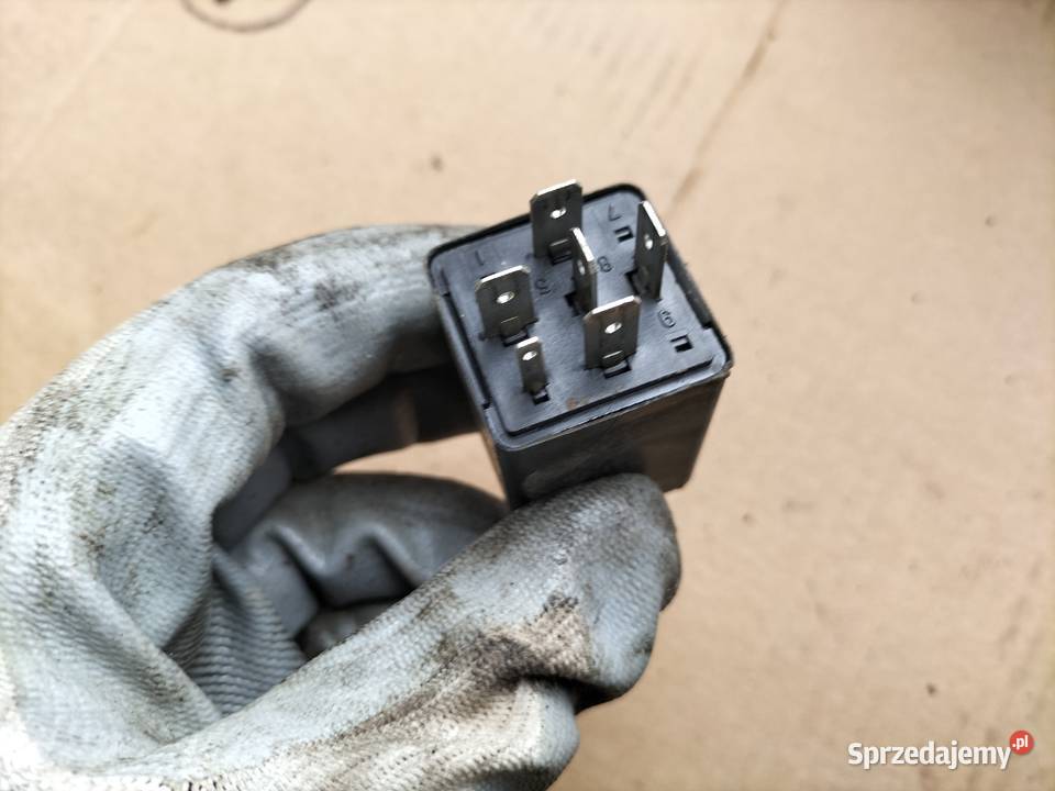 przekaźnik 405 6X0906361 osobowe Przekaźniki