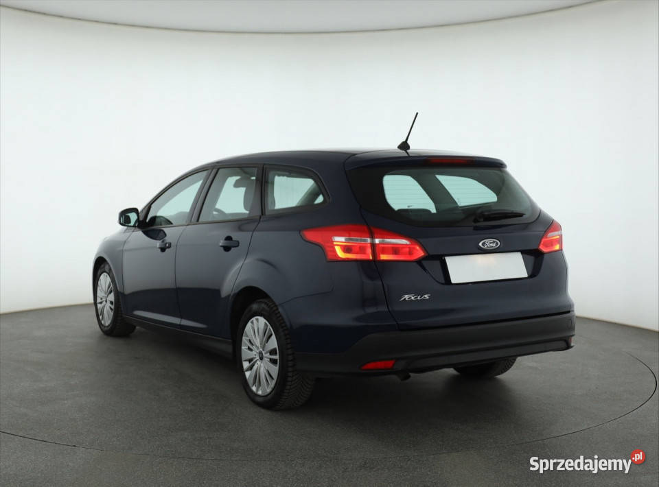 Ford Focus 15 TDCi manualna Focus Piaseczno