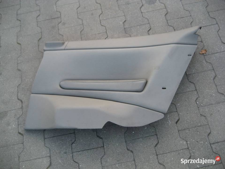 volvo c70 9804r boczek tapicerka tył prawa OEK Rakoniewice